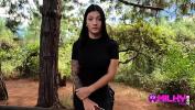 न्यू सेक्सी वीडियो Ofreciendo dinero a chica sexy en el bosque a cambio de sexo ndash Salome Gil नि: शुल्क